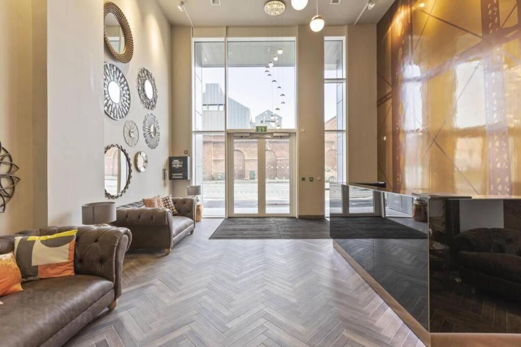 5* Luxury, City Centre, Brand New Development Belfast Exterior photo