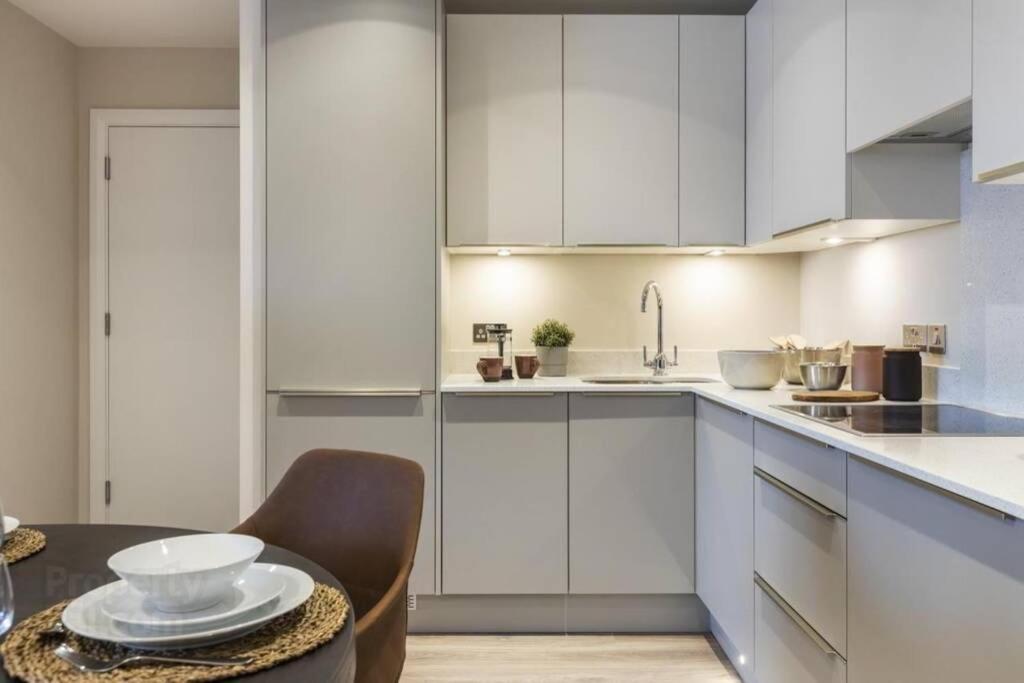 5* Luxury, City Centre, Brand New Development Belfast Exterior photo